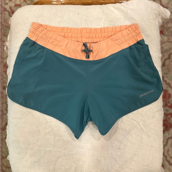Teal Patagonia nine trails shorts - Picture 2 of 3